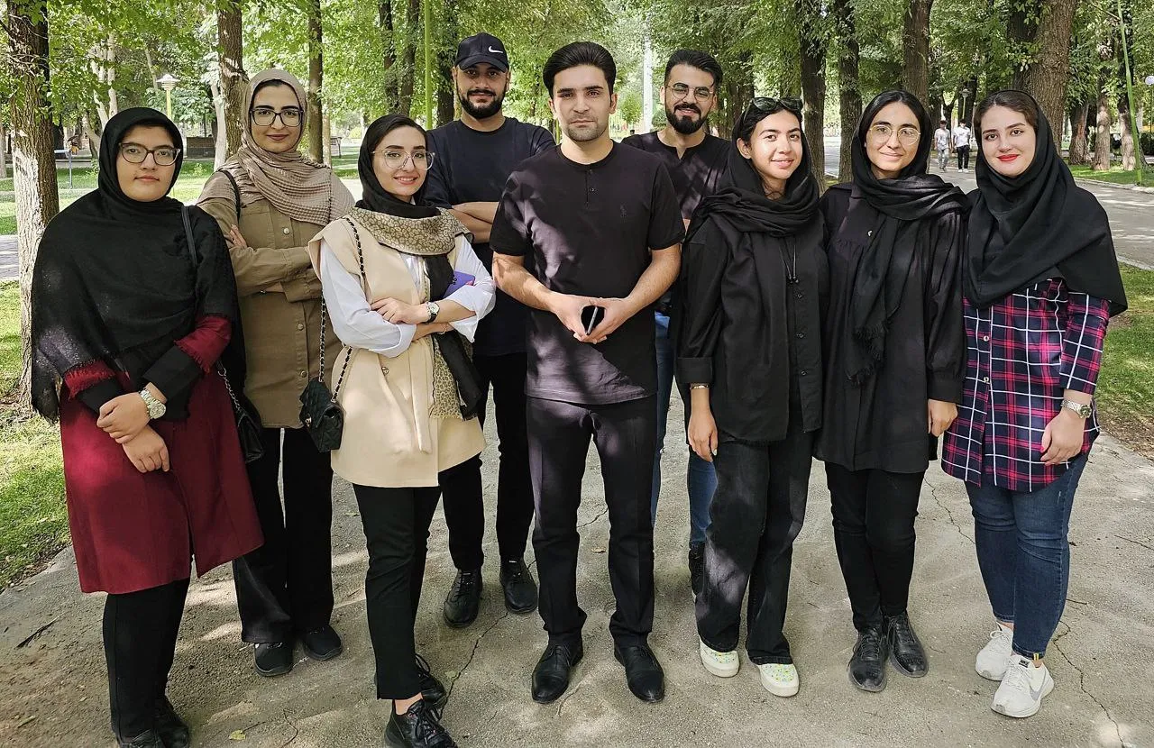 سفر اعضای مجموعه آتیه روشن به یزد